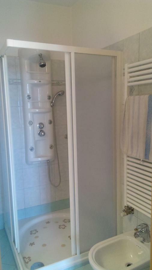 Apartma Vojkovo Koper Buitenkant foto