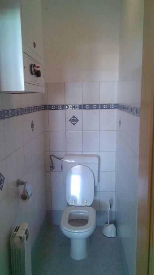 Apartma Vojkovo Koper Buitenkant foto