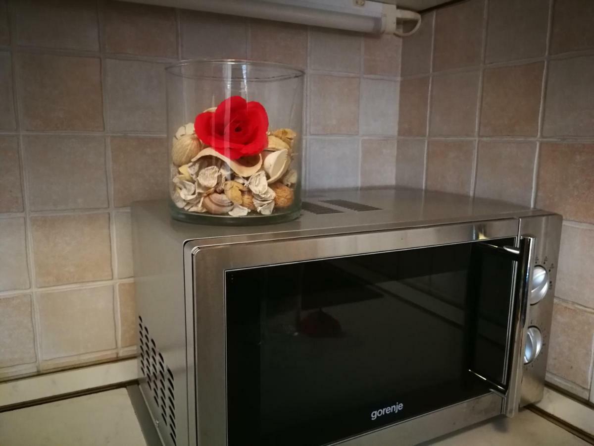 Apartma Vojkovo Koper Buitenkant foto