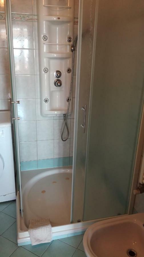 Apartma Vojkovo Koper Buitenkant foto